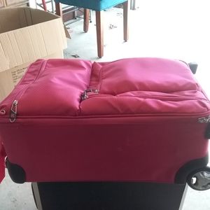 It luggage